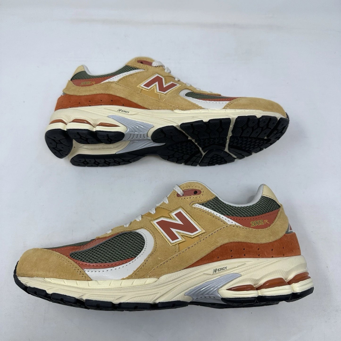 Size 12 - New Balance 2002R “Dried Apricot” 2025 W/Box - U2002RPB