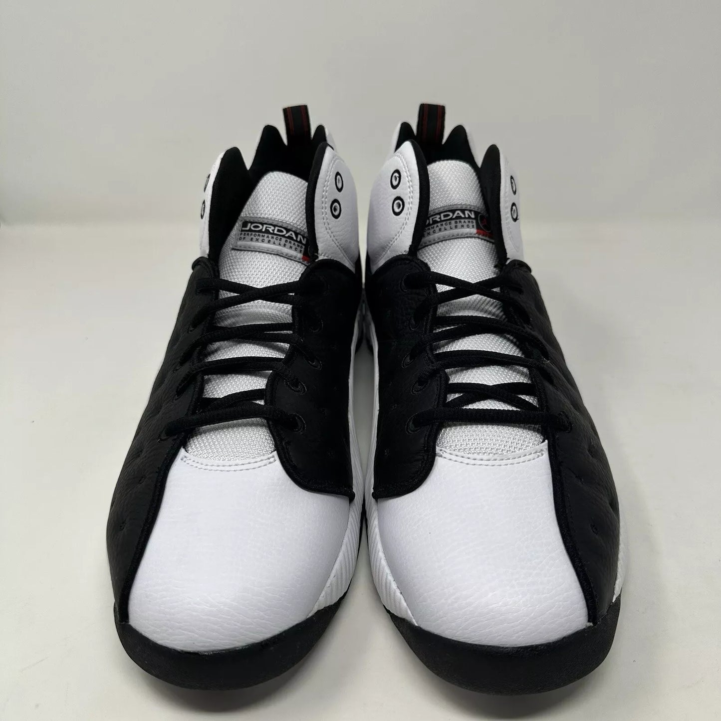 Size 13- Jordan Jumpman Team II “White Black” 2023 W/Box - 819175-106